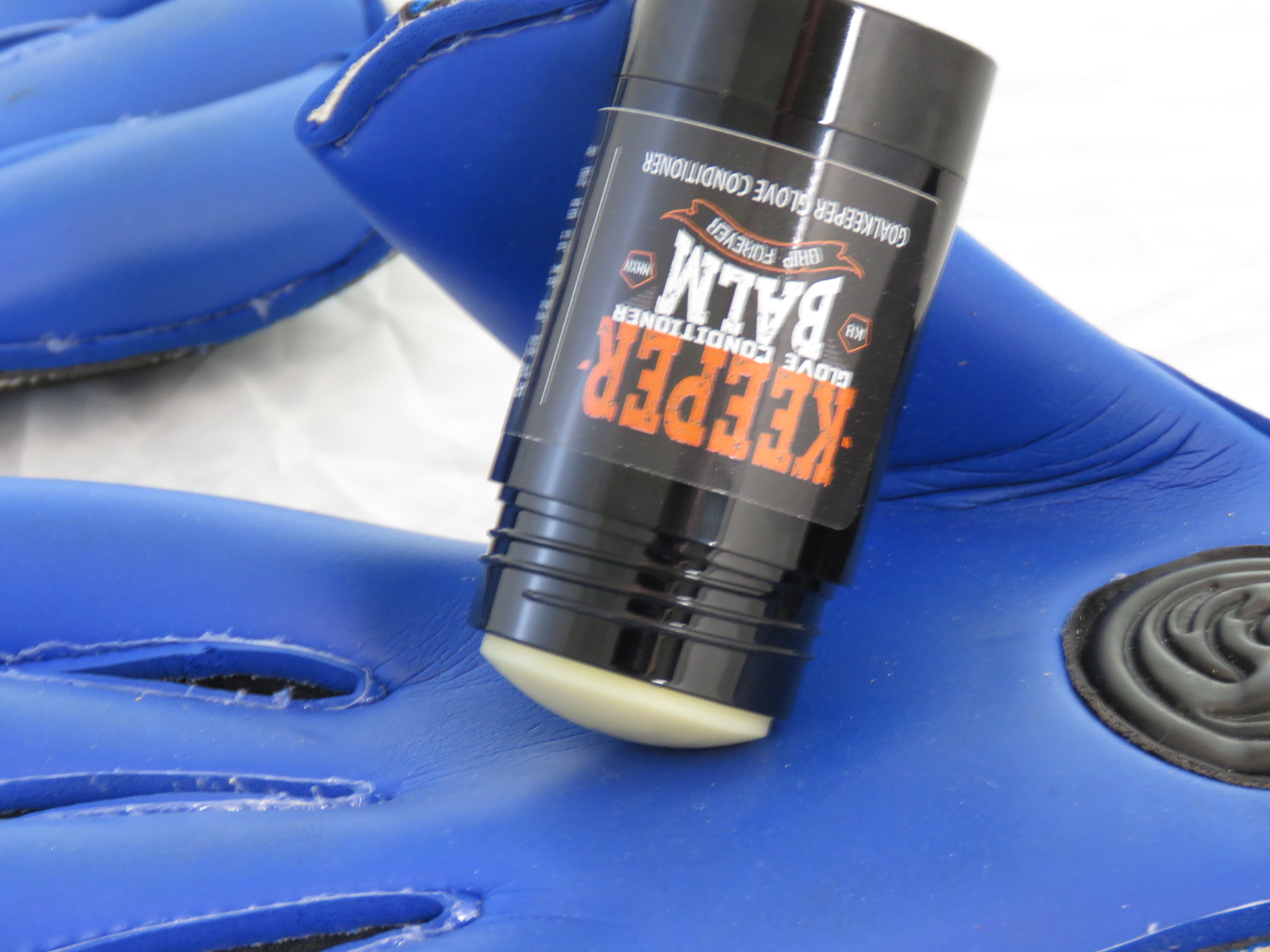 Pre-Match Preparation — Dry Hands and a Glove Check